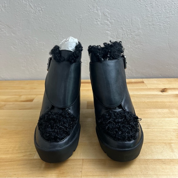 NEW Max Studio Zander Fuzzy Black Hidden Wedge Ankle Boots Size 6.5 - Picture 5 of 9